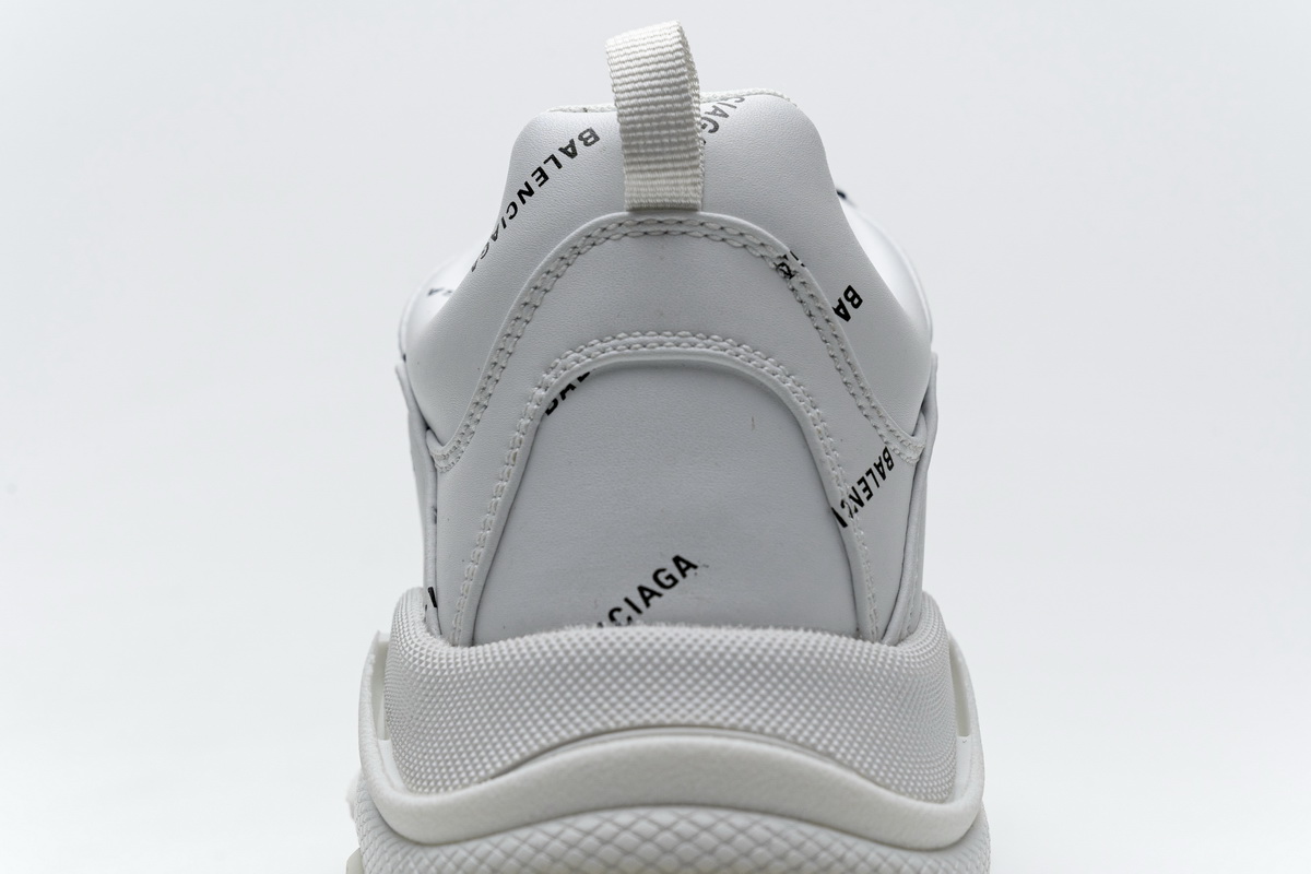 Ba***ci*ga Triple S White  524039 W06E2 2021