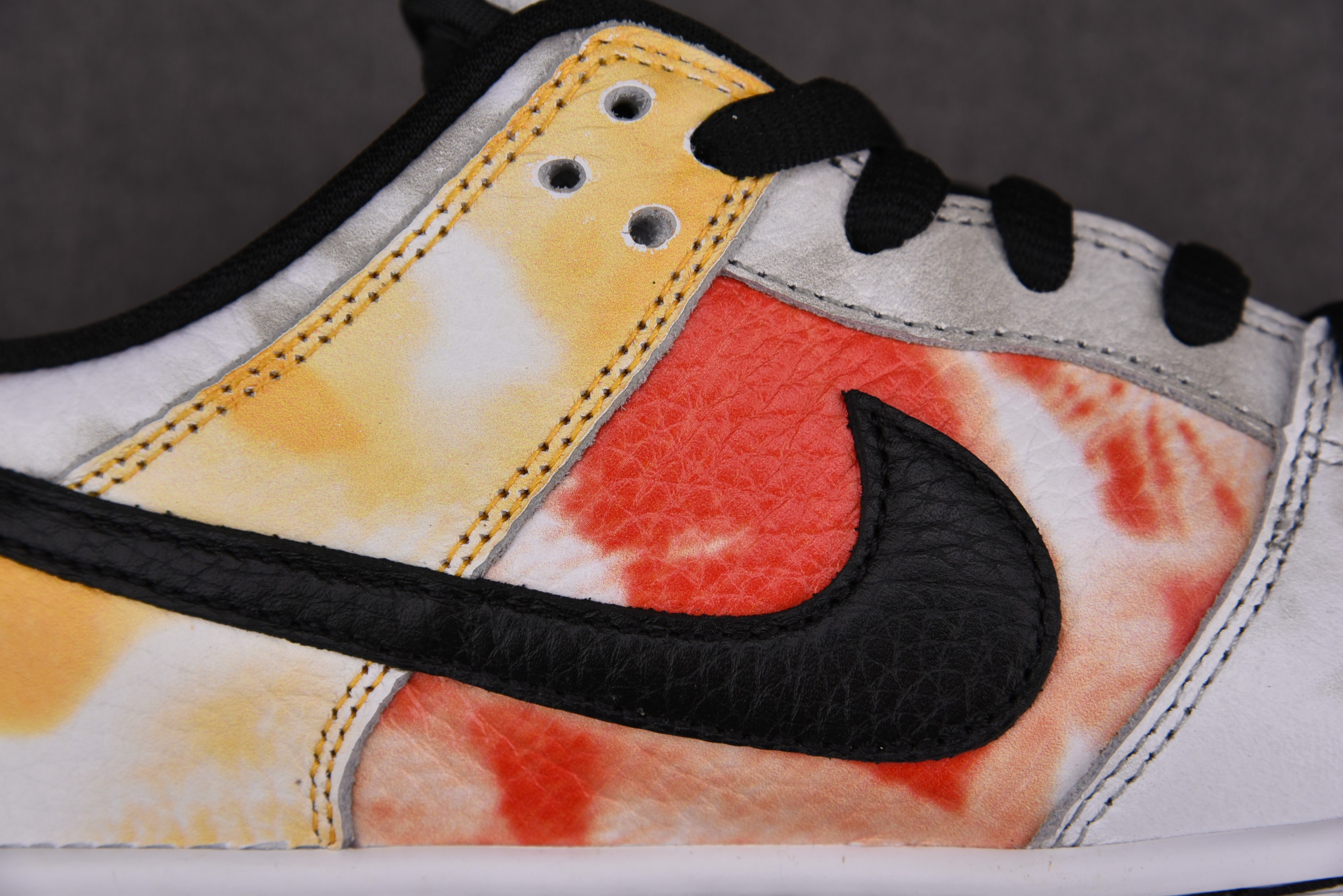 M Batch  Nike SB Dunk Low Pro QS   BQ6832-101