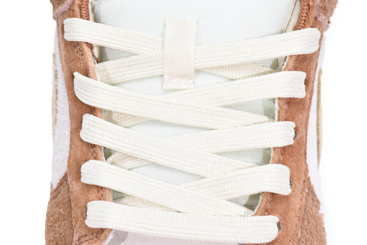 Nike Dunk SB Low PRM Medium Curry   DD1390-100