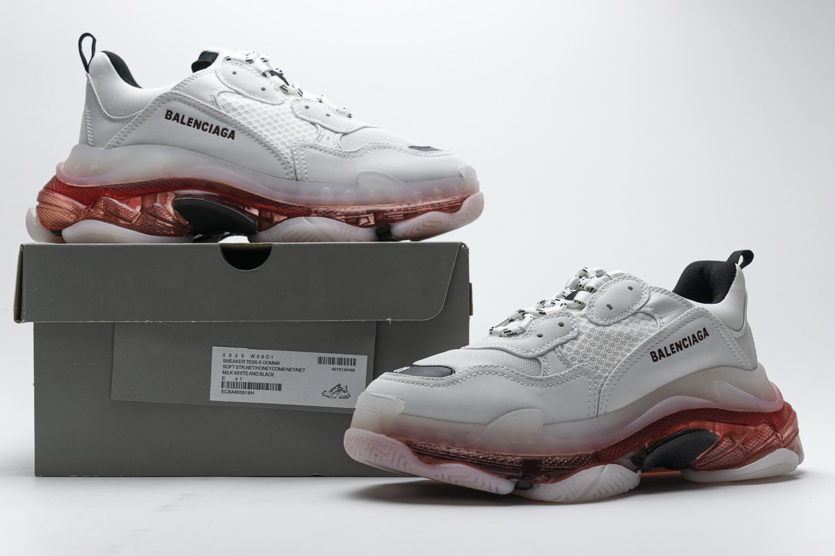 Ba***ci*ga Triple S Milk White Black   0625 W09O1