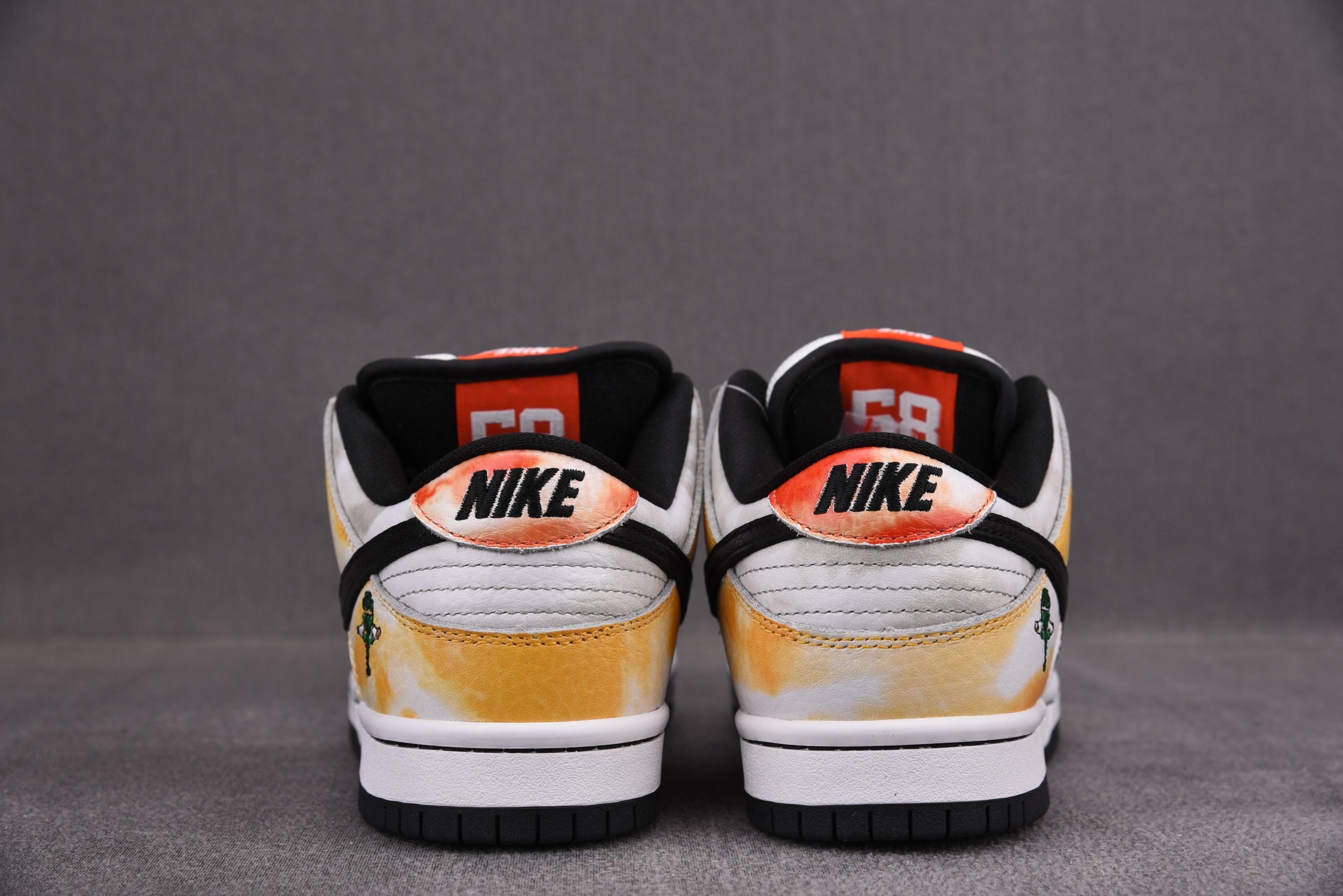 M Batch  Nike SB Dunk Low Pro QS   BQ6832-101