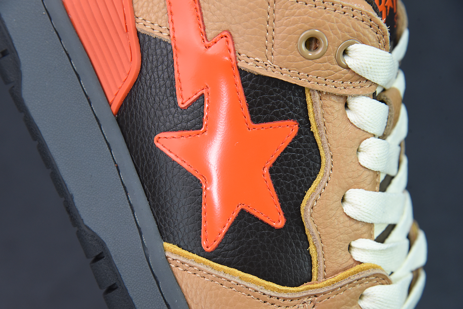A Bathing Ape Bape SK8 Sta Brown Orange 1G70191034