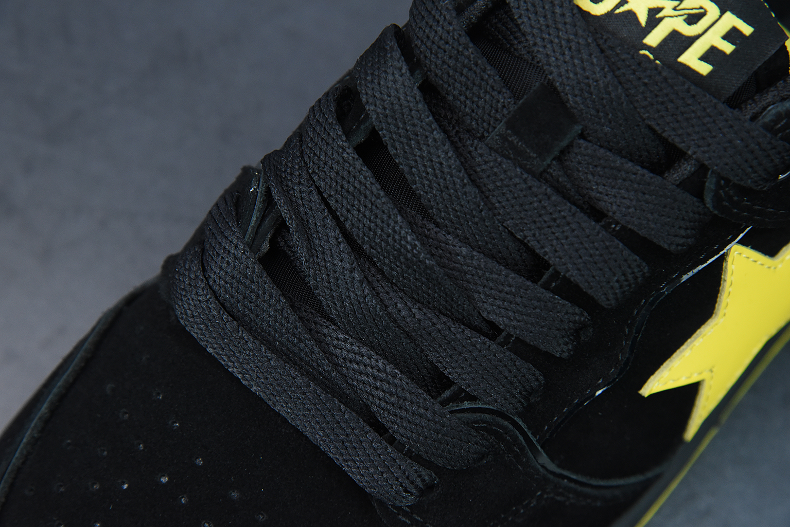 A Bathing Ape Sk8 Sta Black Electric Yellow 1G701090005