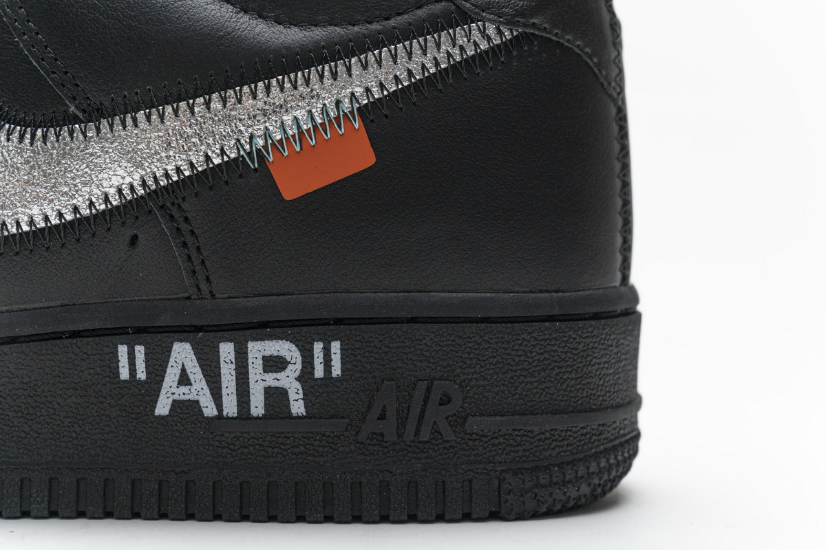 OFF White X Air Force 1 ’07 Low MOMA AV5210-001