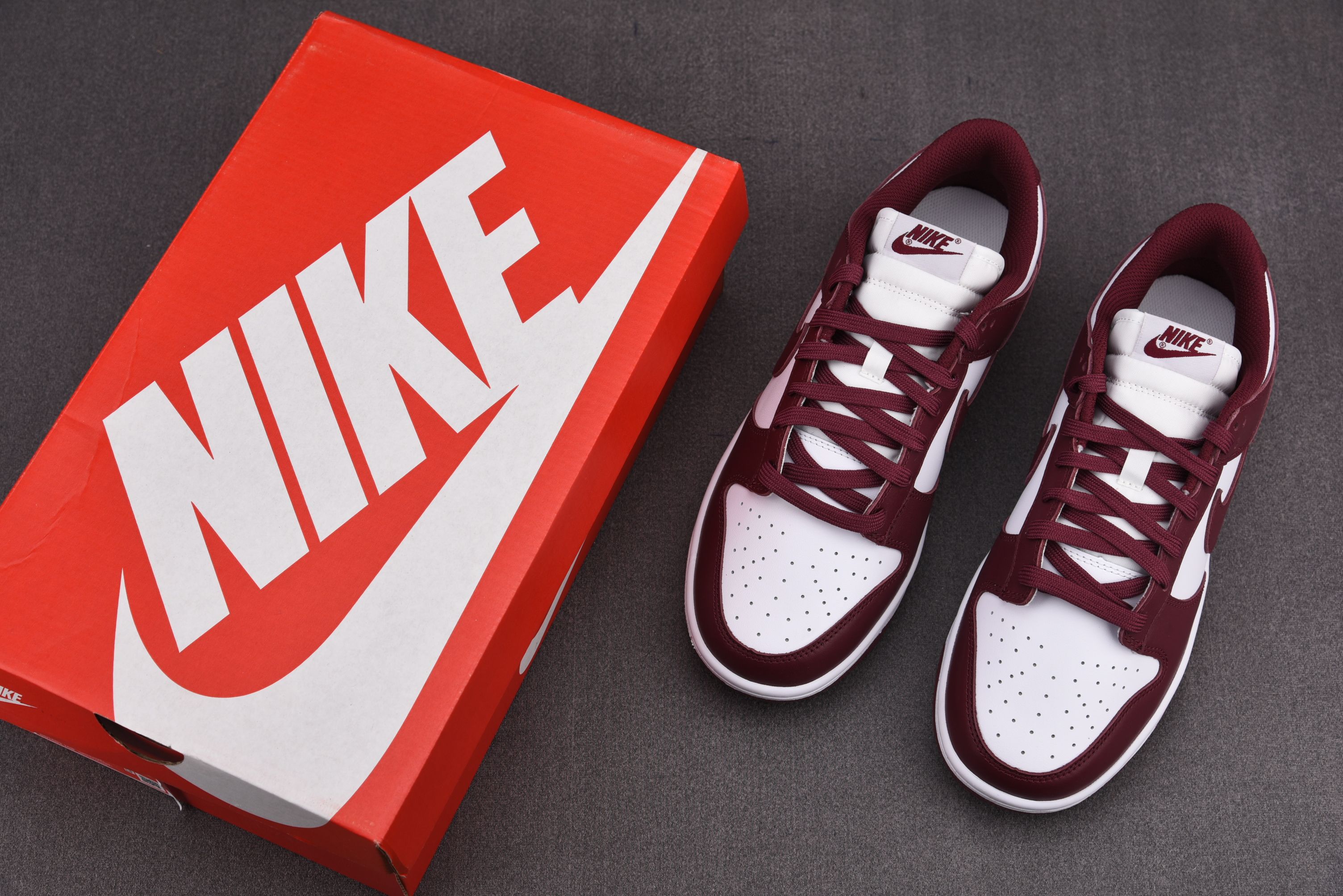 M Batch  Dunk Low “Dark Beetroot”   1503-108