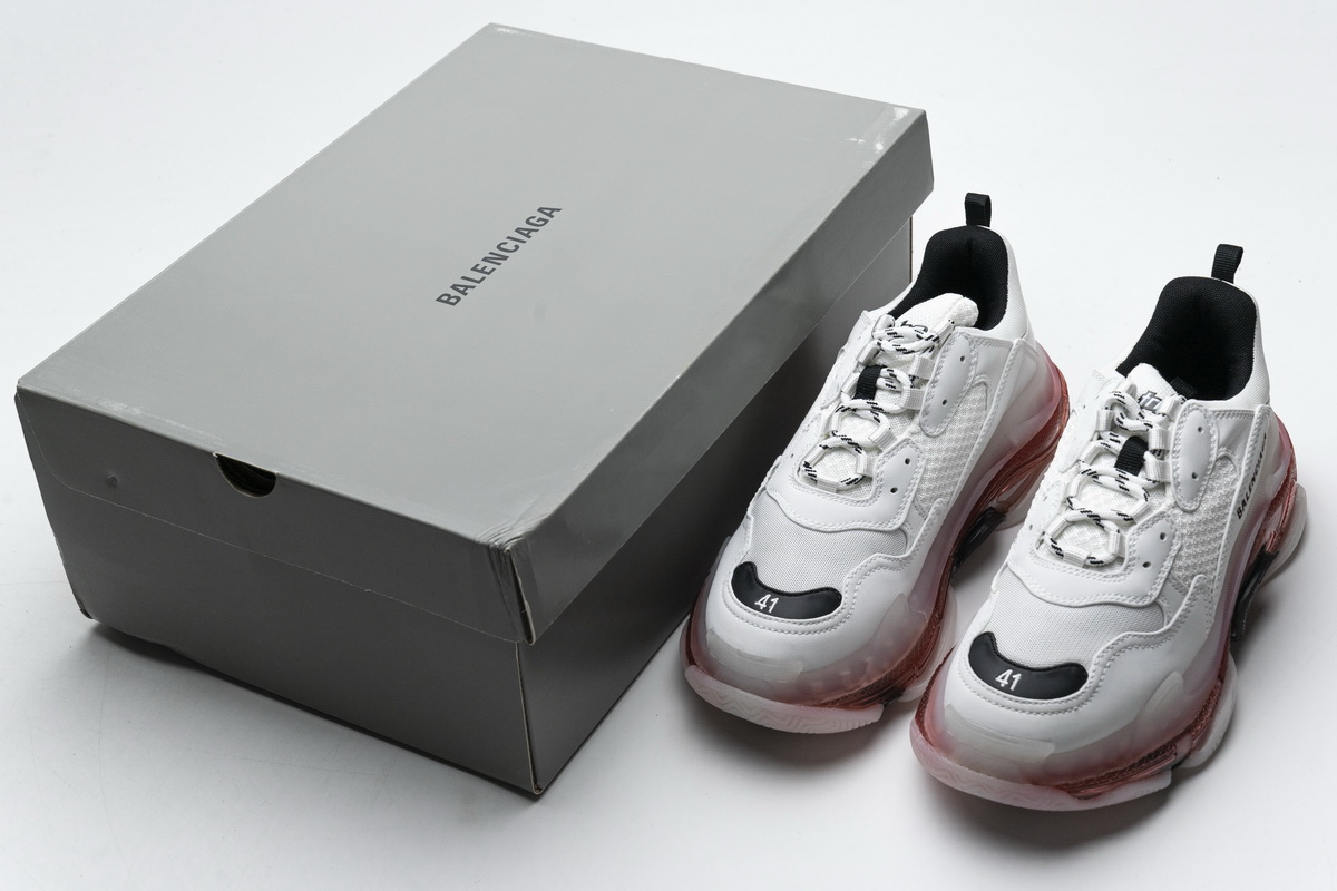 Ba***ci*ga Triple S Milk White Black   0625 W09O1