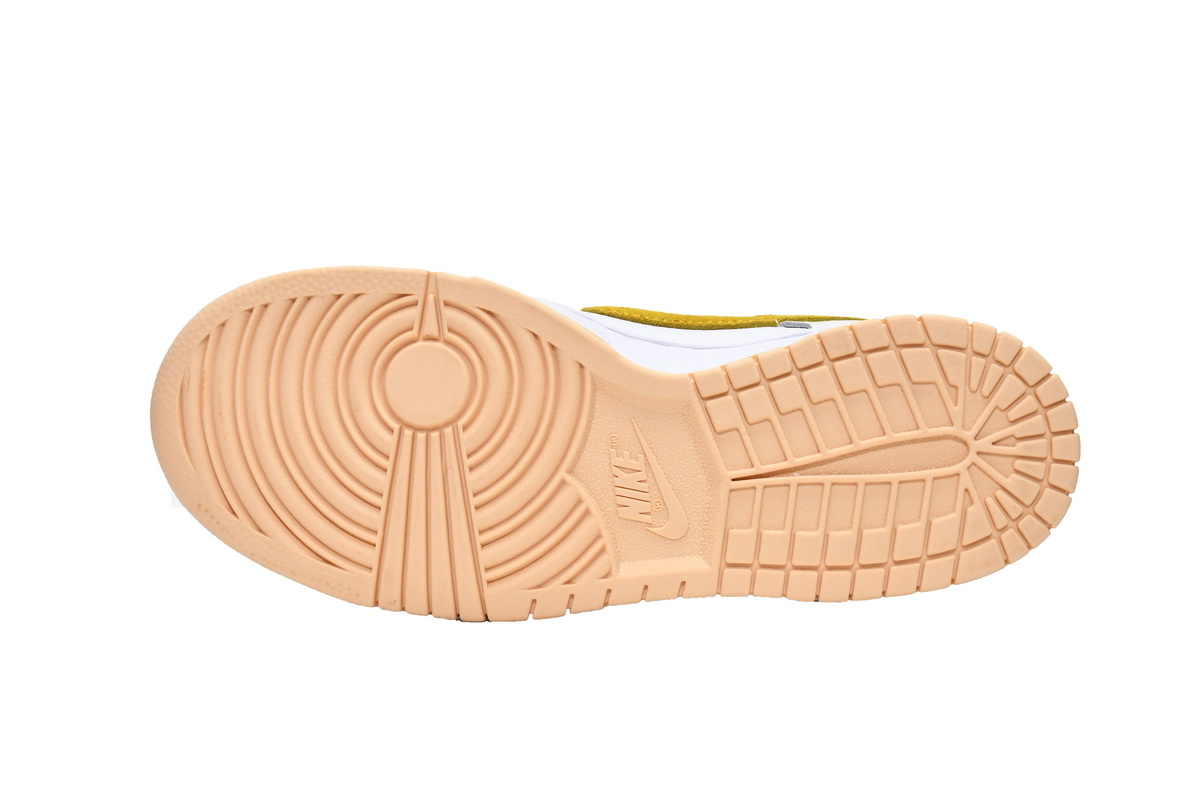 Nike Dunk Low Yellow Strike   DM9467-700