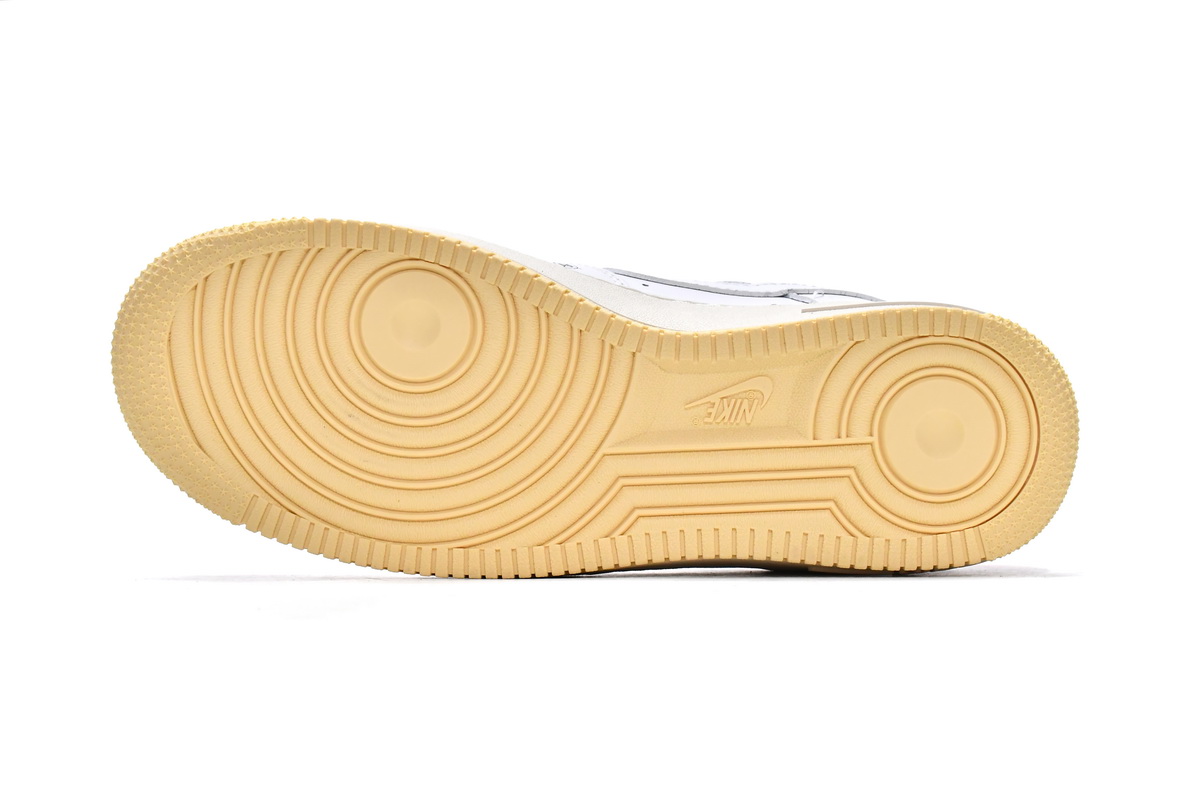 Nike Air Force 1‘07 LE Starfish DM0970-111