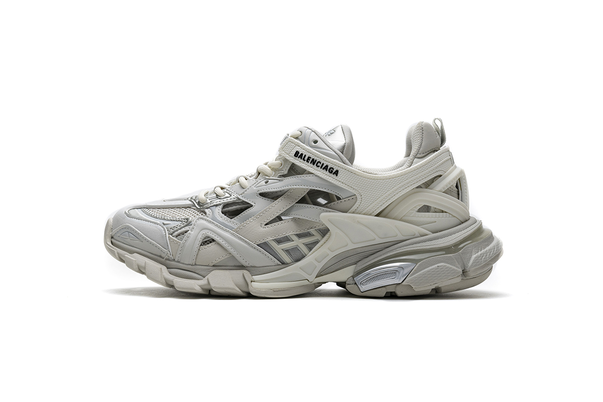 Ba***ci*ga Track 2 Sneaker White   570391 W2GN2 9000