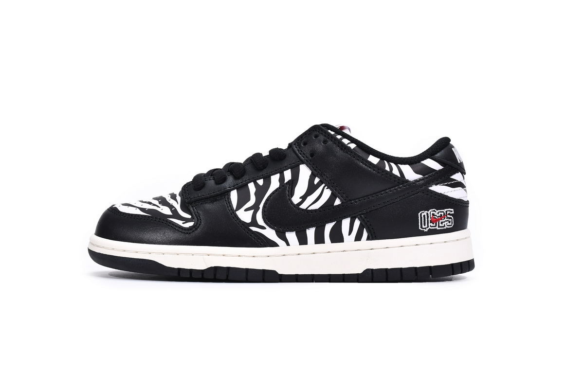 Quartersnacks x Nike SB Dunk Low Zebra    DM3510-001