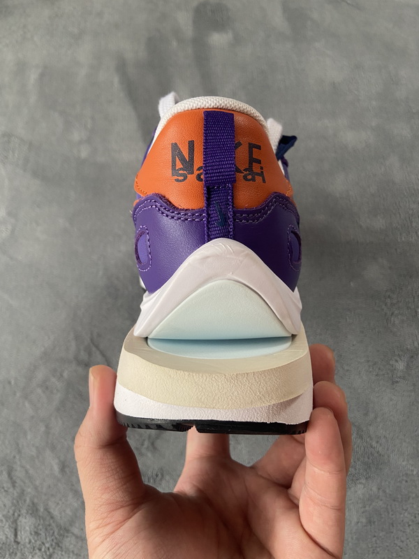 Sacai x Nike VaporWaffle Dark Iris DD1875-500