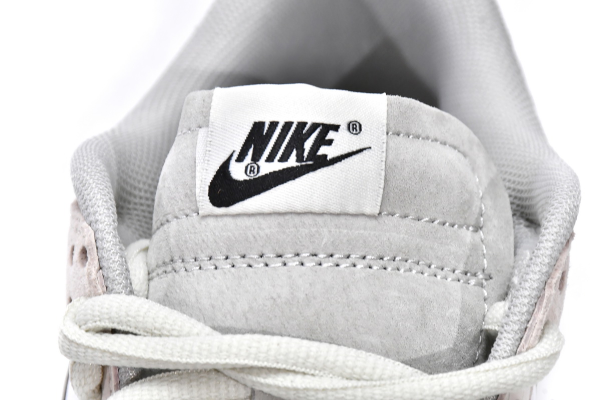 Otomo Katsuhiro x Nike SB Dunk Low Steamboy OST  LF0039-008