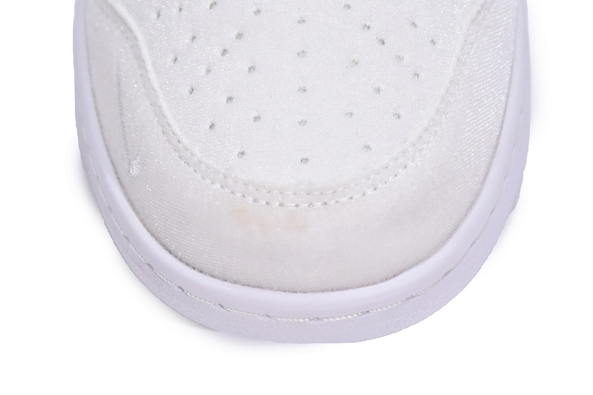 Dover Street Market x Nike Dunk Low Triple White   DH2686-100