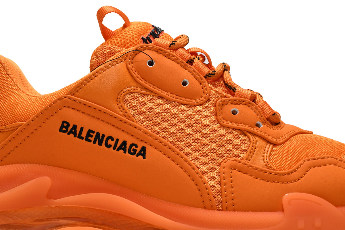 Ba***ci*ga Triple S Orange  541624 W2GA1 7510