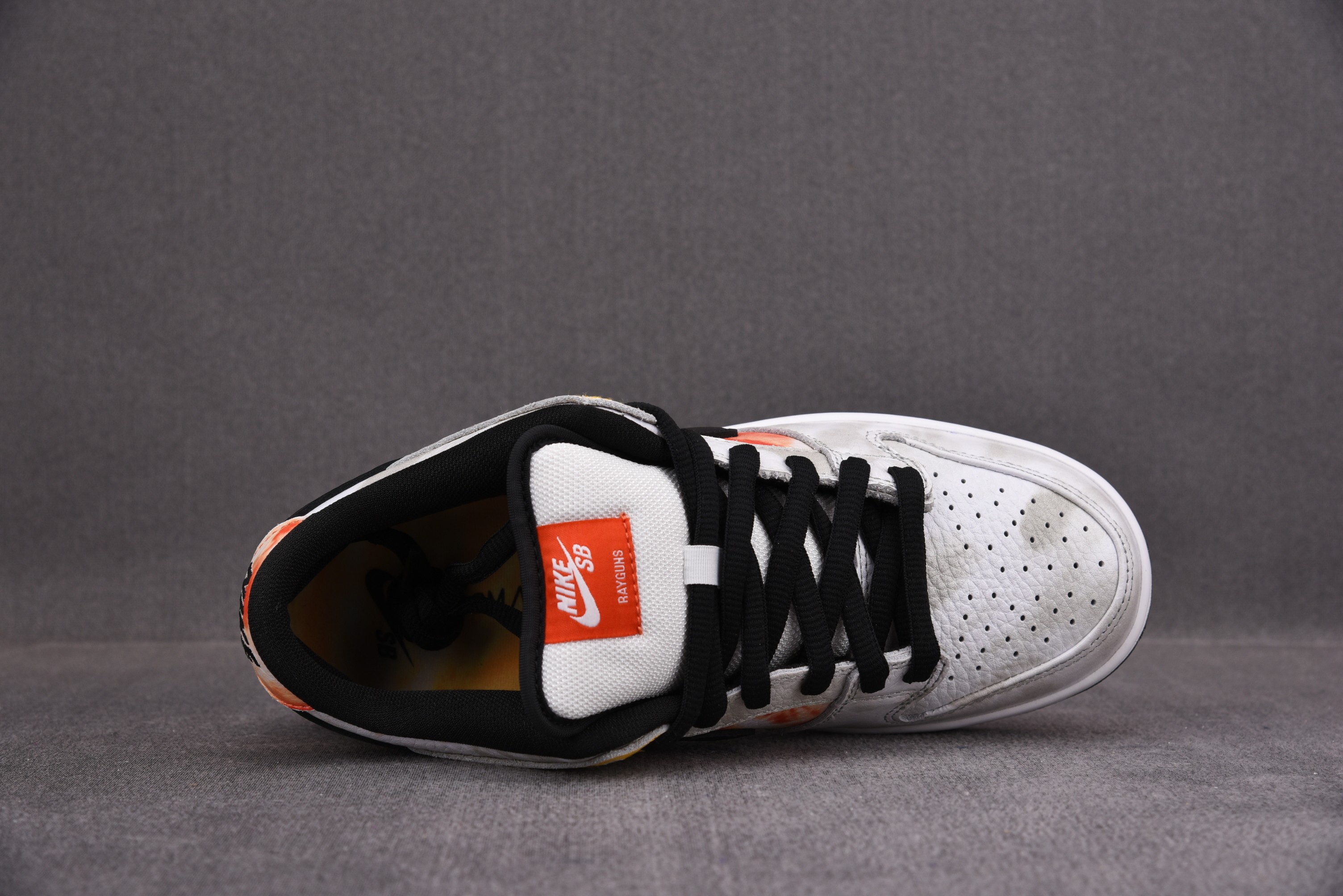 M Batch  Nike SB Dunk Low Pro QS   BQ6832-101