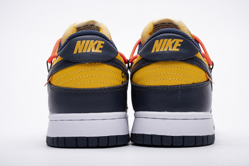 OFF WHITEx Nike Dunk SB Low White Michigan  CT0856-700
