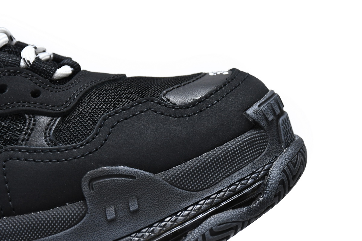 Ba***ci*ga Triple S Black  541624 W09O1 1000