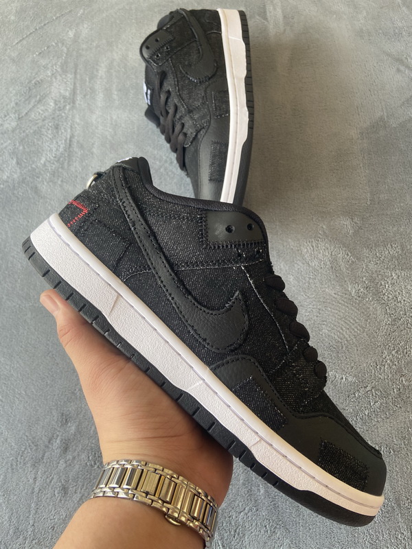 Verdy X Nike SB Dunk Low Pro QS Wasted Youth  DD8386-001