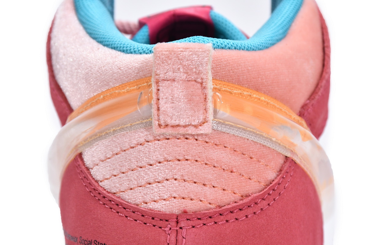 Social Status x Nike Dunk Mid Strawberry Milk   DJ1173-600