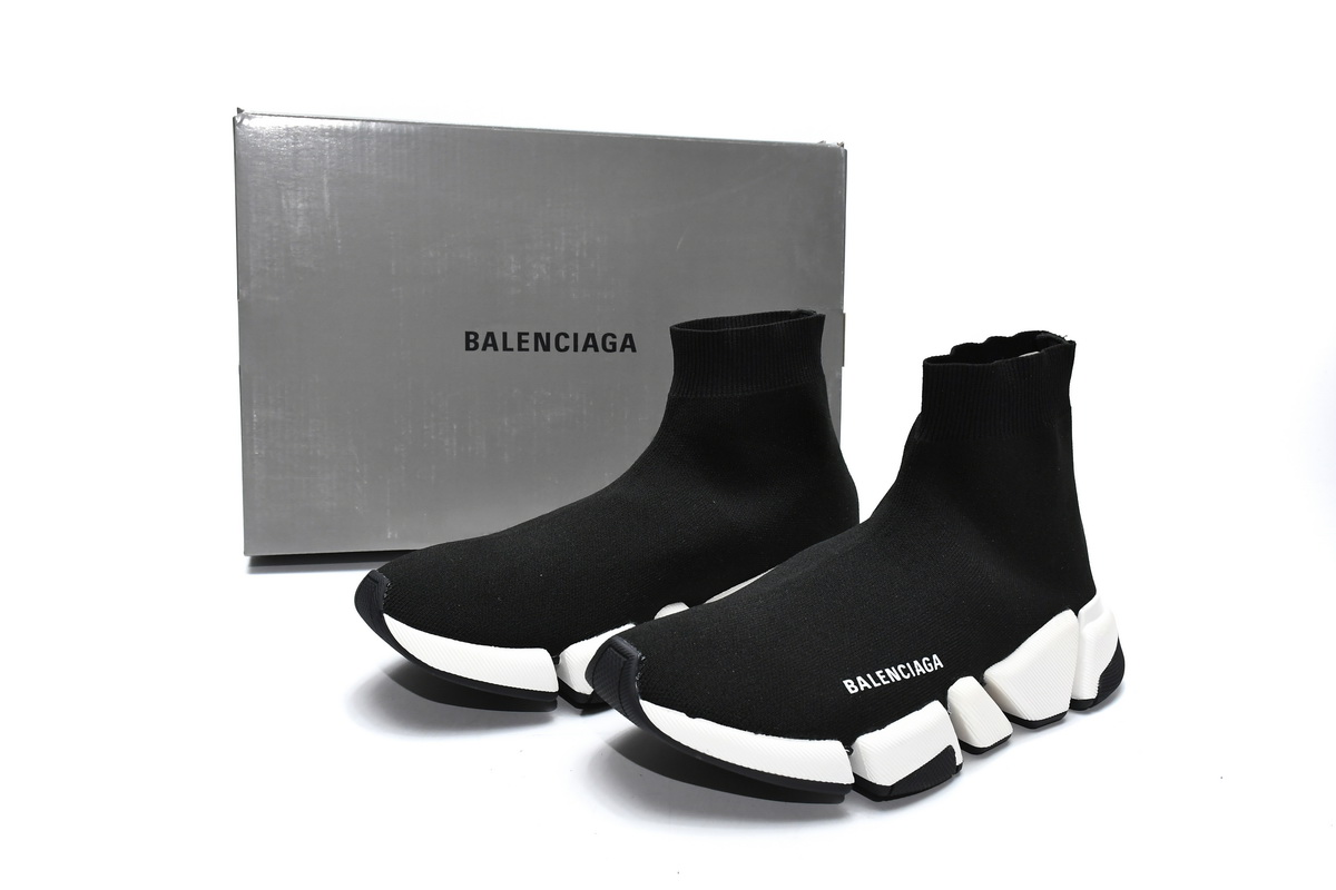 Ba***ci*ga Speed 2.0 Sneaker Black White  B33