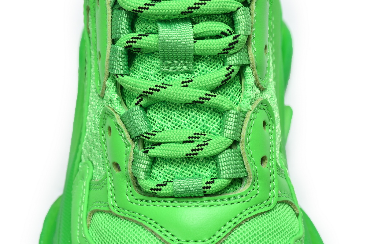 Ba***ci*ga Triple S Fluorescent Green  541624 W09OL 3801