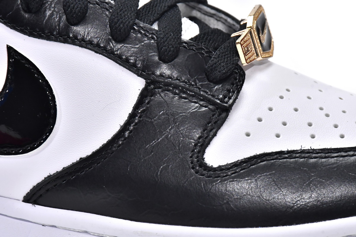 Nike Dunk Low World Champ  DR9511-100