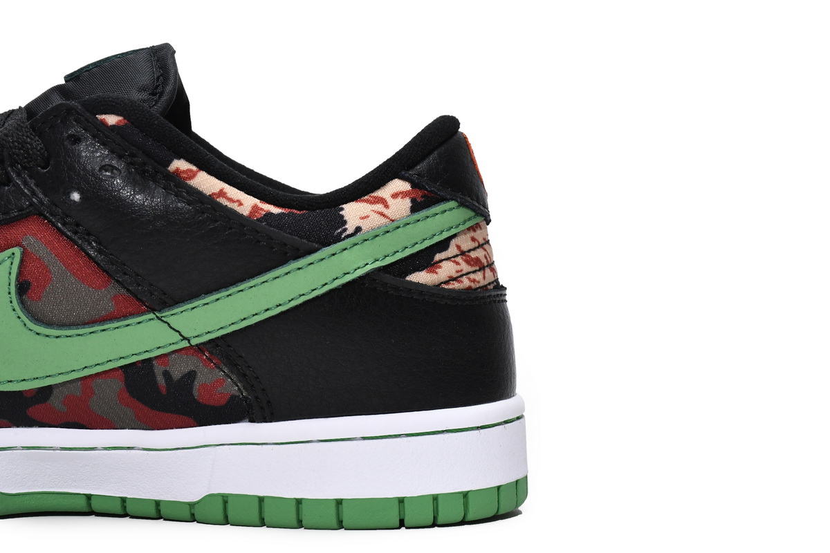 Nike SB Dunk Low Black CamouFlage   DH0597-001