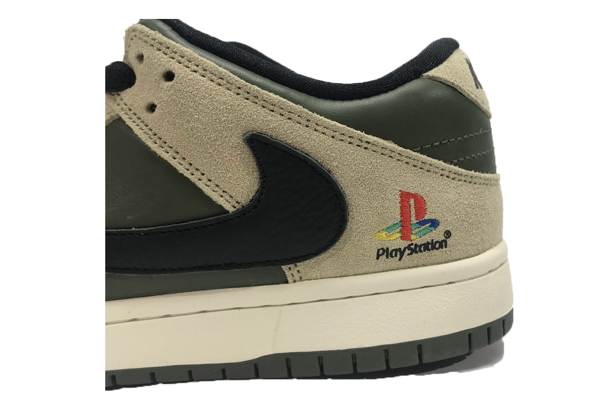 Travis Scott x PlayStation x Nike Dunk Low SP   CU1726-100