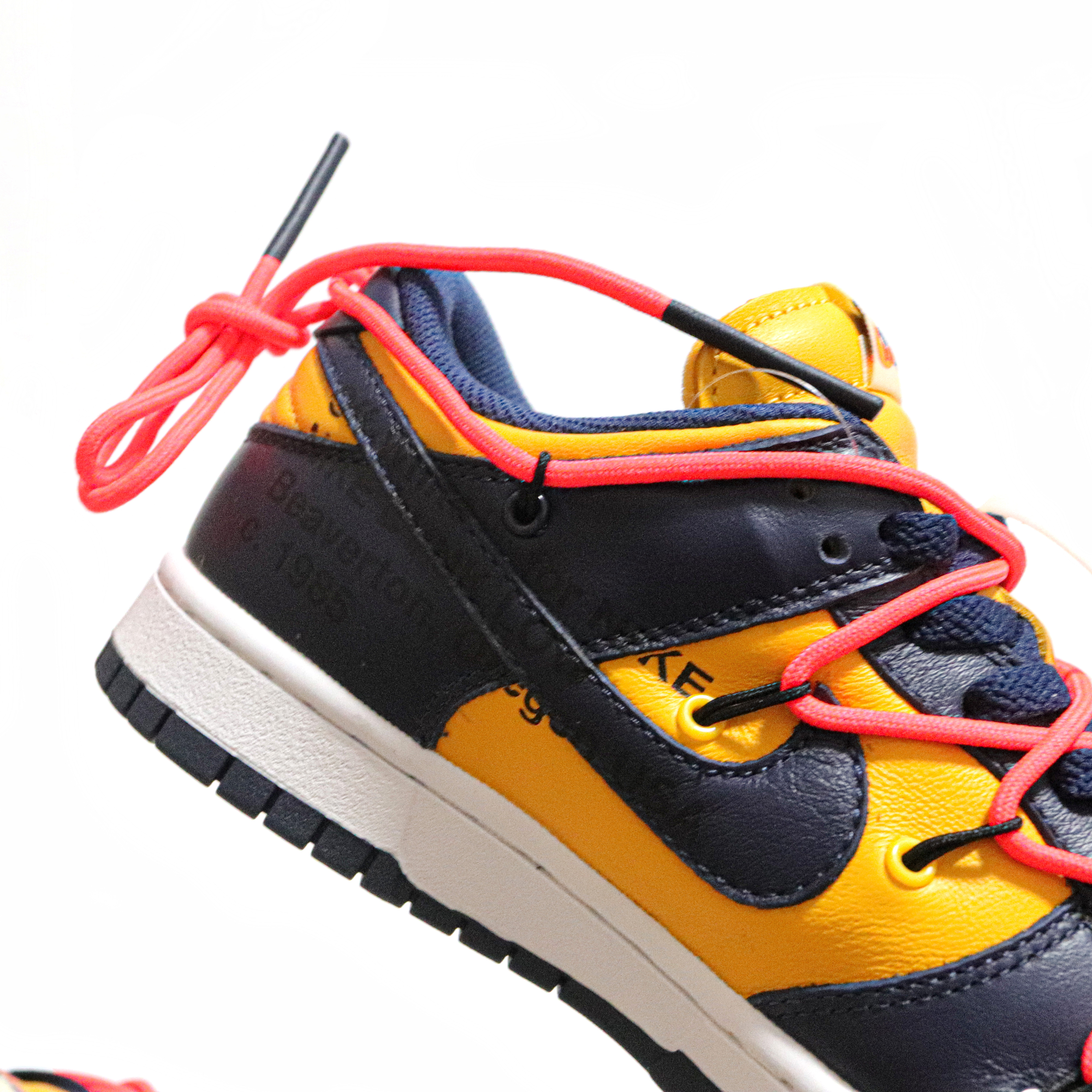 M Batch OFF-WHITE x Nike Dunk low CT085-700