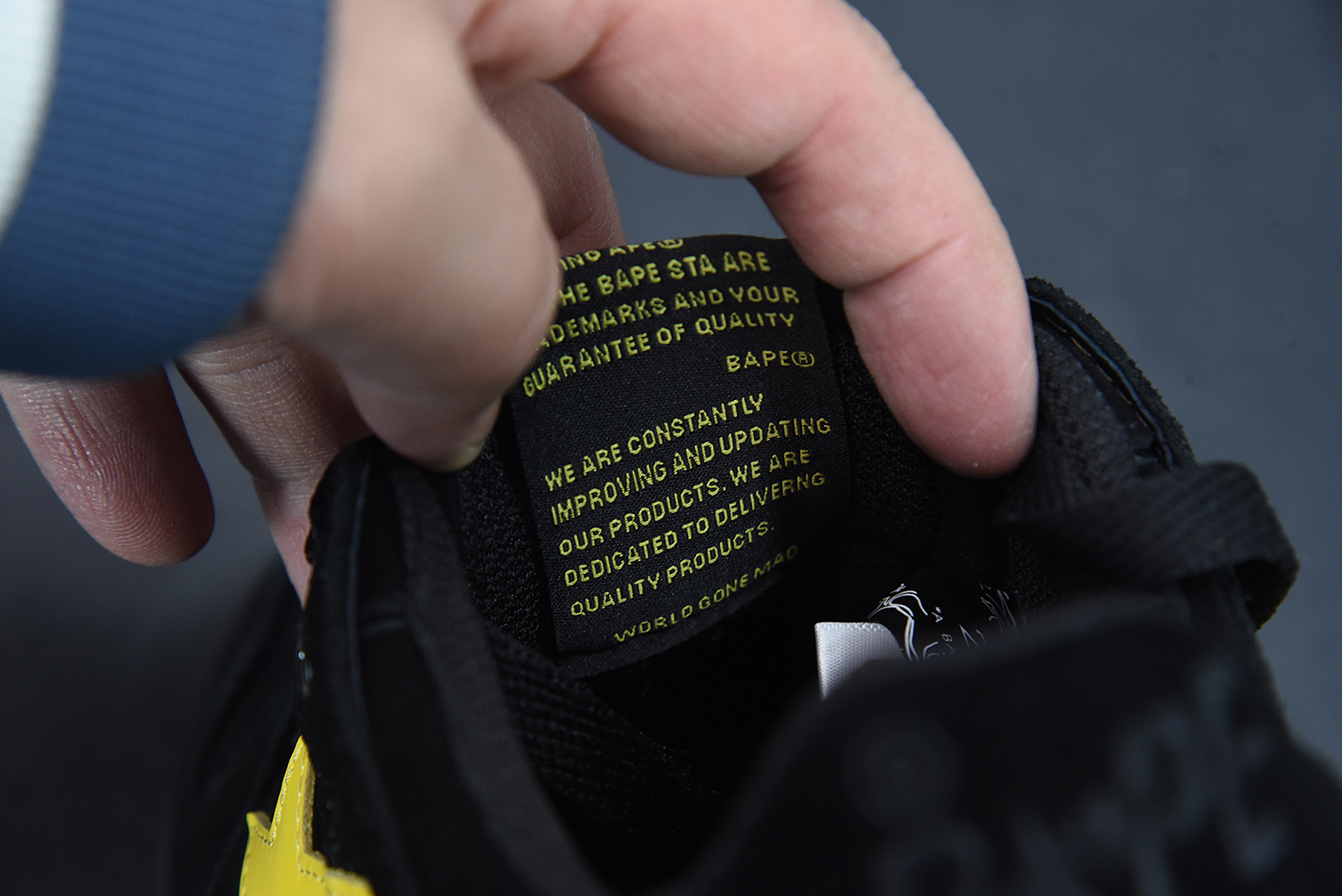A Bathing Ape Sk8 Sta Black Electric Yellow 1G701090005