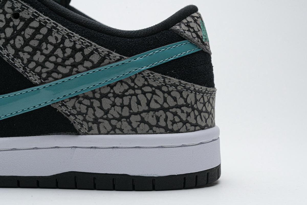 Nike SB Dunk Low “atmos Elephant”   BQ6817-009