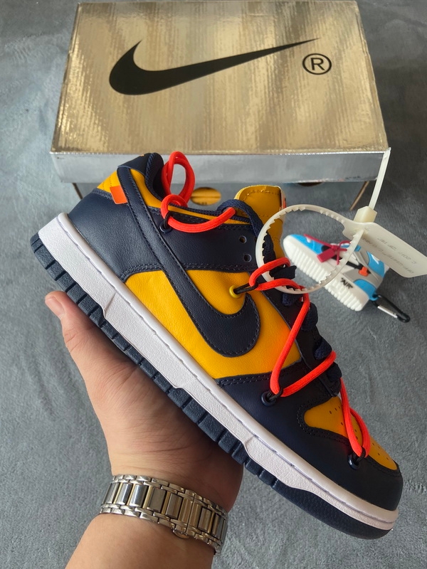 OFF WHITE X Nike Dunk SB Low White Michigan  CT0856-700