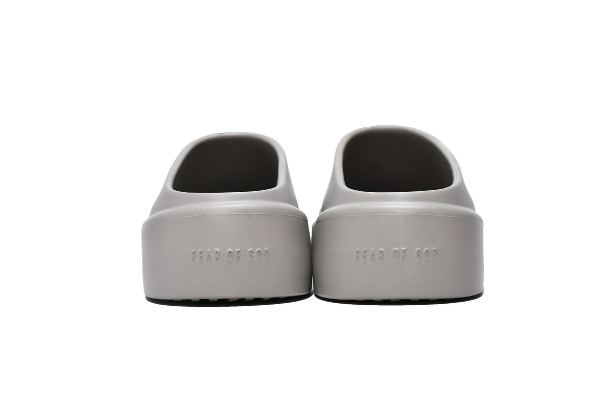 FEAR OF GOD The California Slip-On Concrete -333