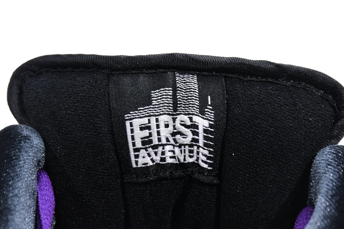 Familia x Nike SB Dunk Low First Avenue  DJ1159-001