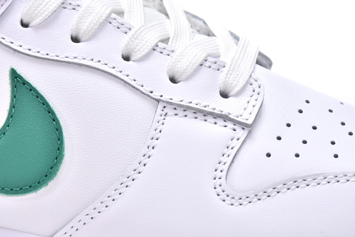 Nike Dunk Low Green Noise  DD1503-112