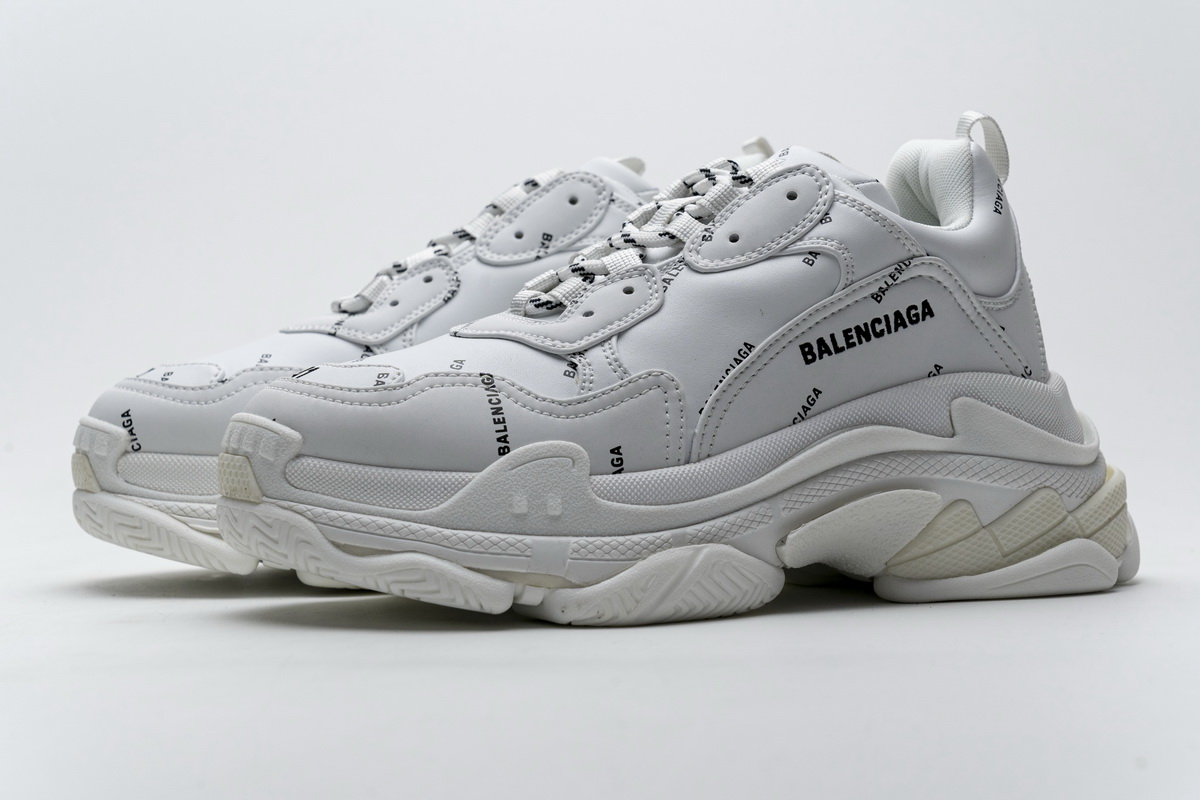 Ba***ci*ga Triple S White  524039 W06E2 2021
