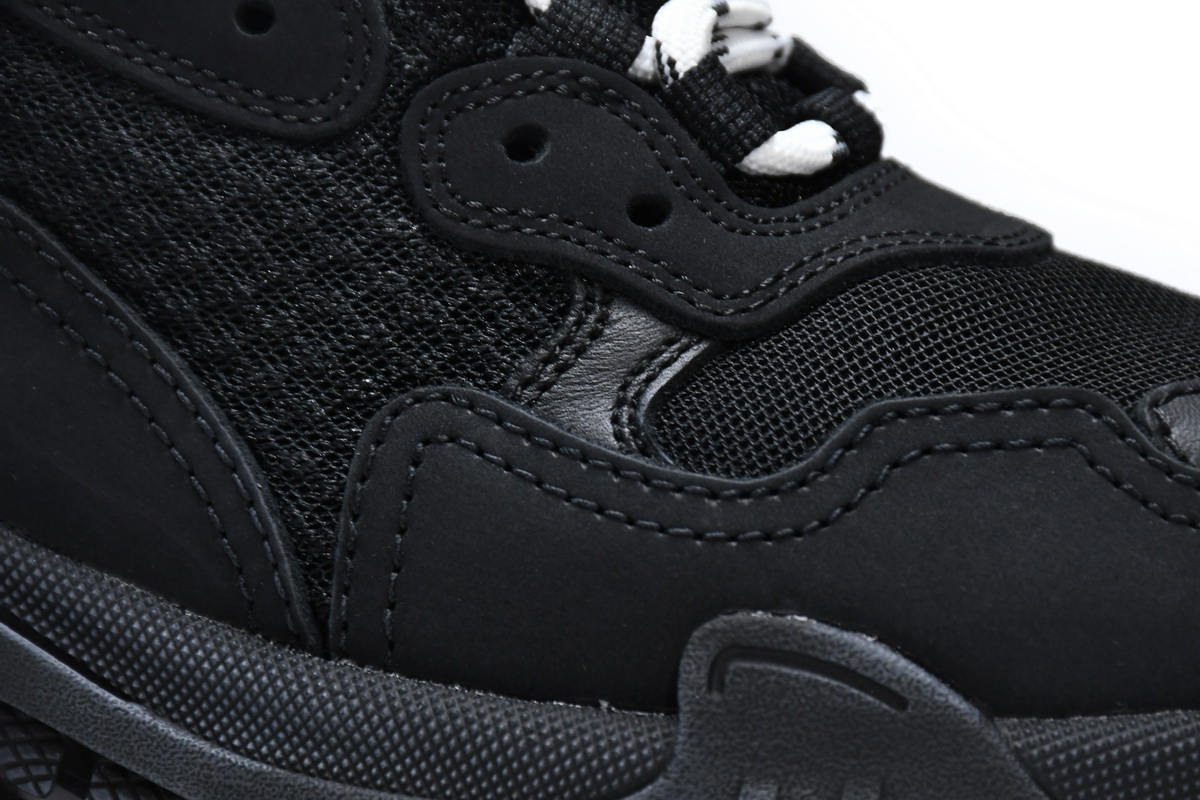 Ba***ci*ga Triple S Black  541624 W09O1 1000