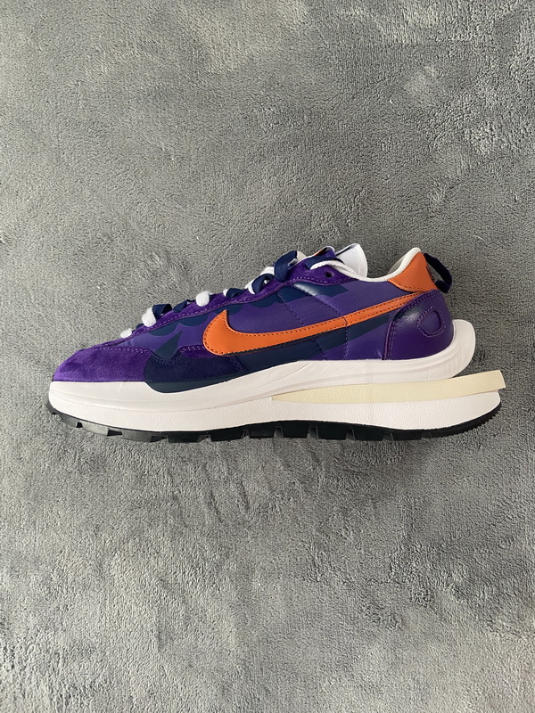 Sacai x Nike VaporWaffle Dark Iris DD1875-500