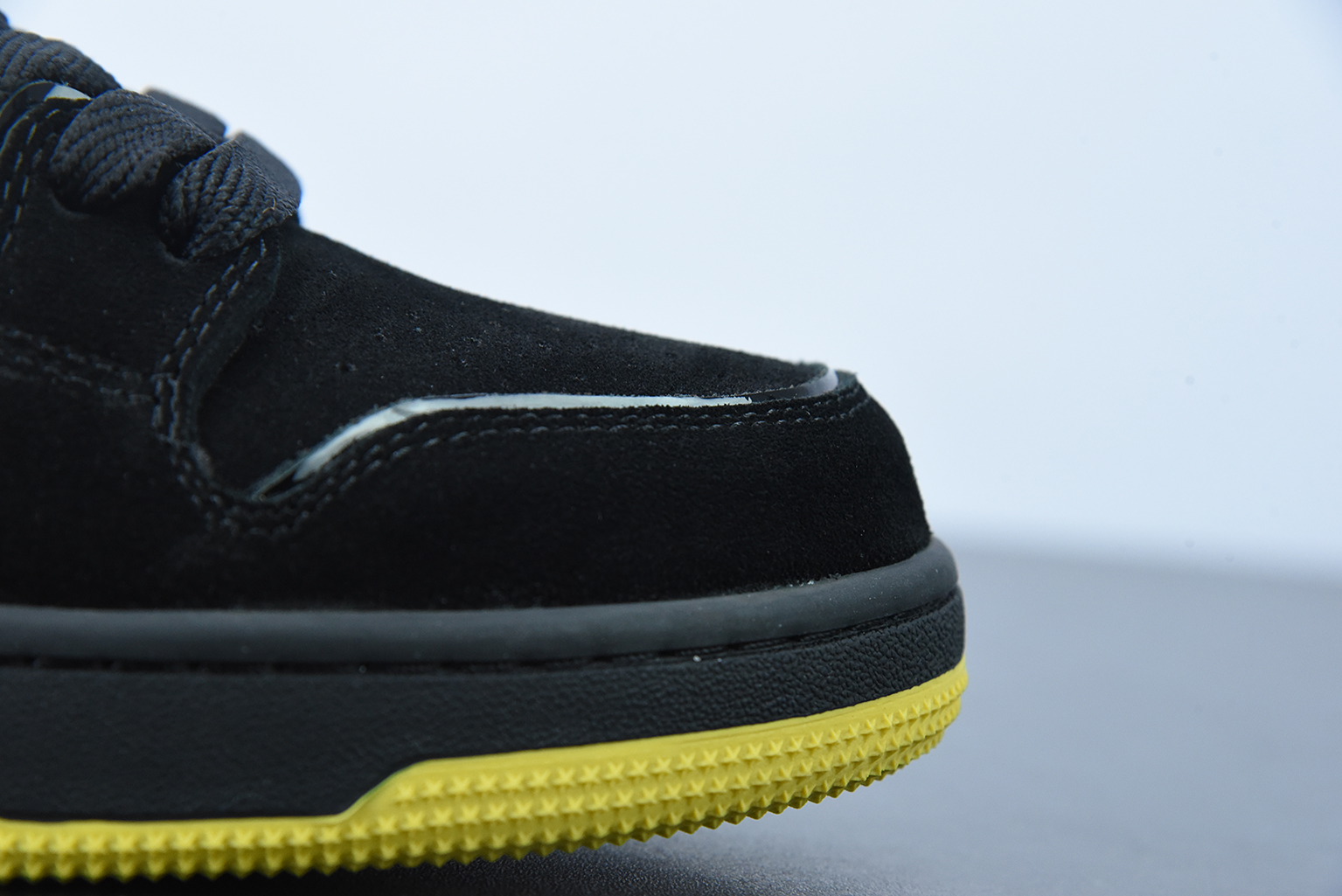 A Bathing Ape Sk8 Sta Black Electric Yellow 1G701090005