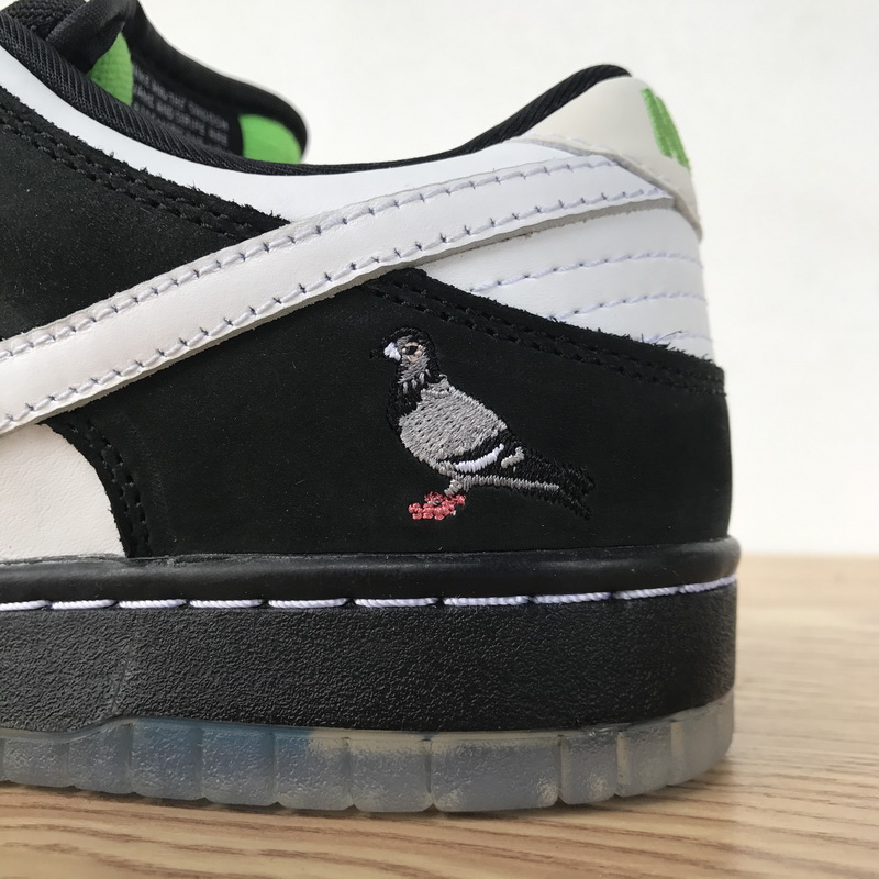 Staple x Nike SB Dunk Low “Panda Pigeon”   BV1310-013