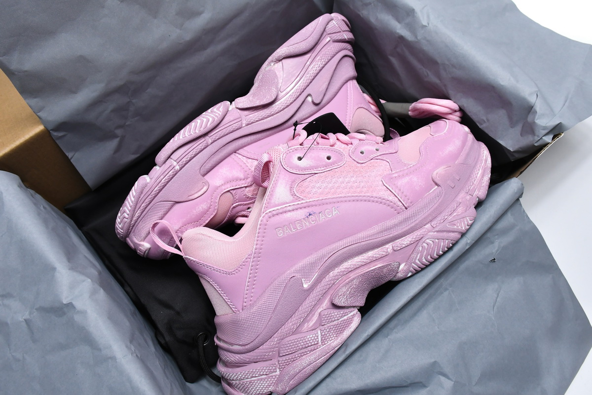 Ba***ci*ga Triple S Pink  524039 W3CN3 5000