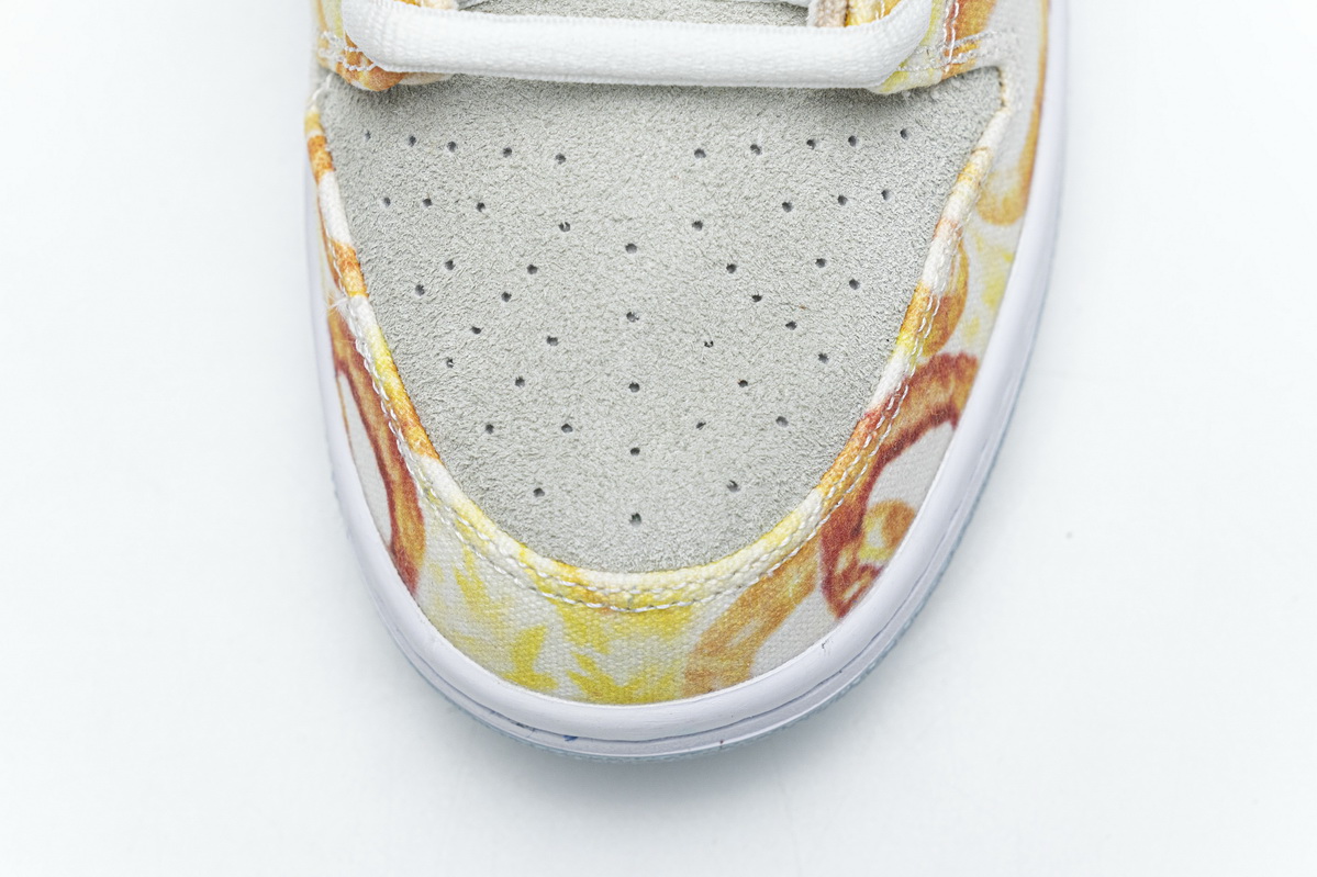 Nike SB Dunk Low Street Hawker   CV1628-800