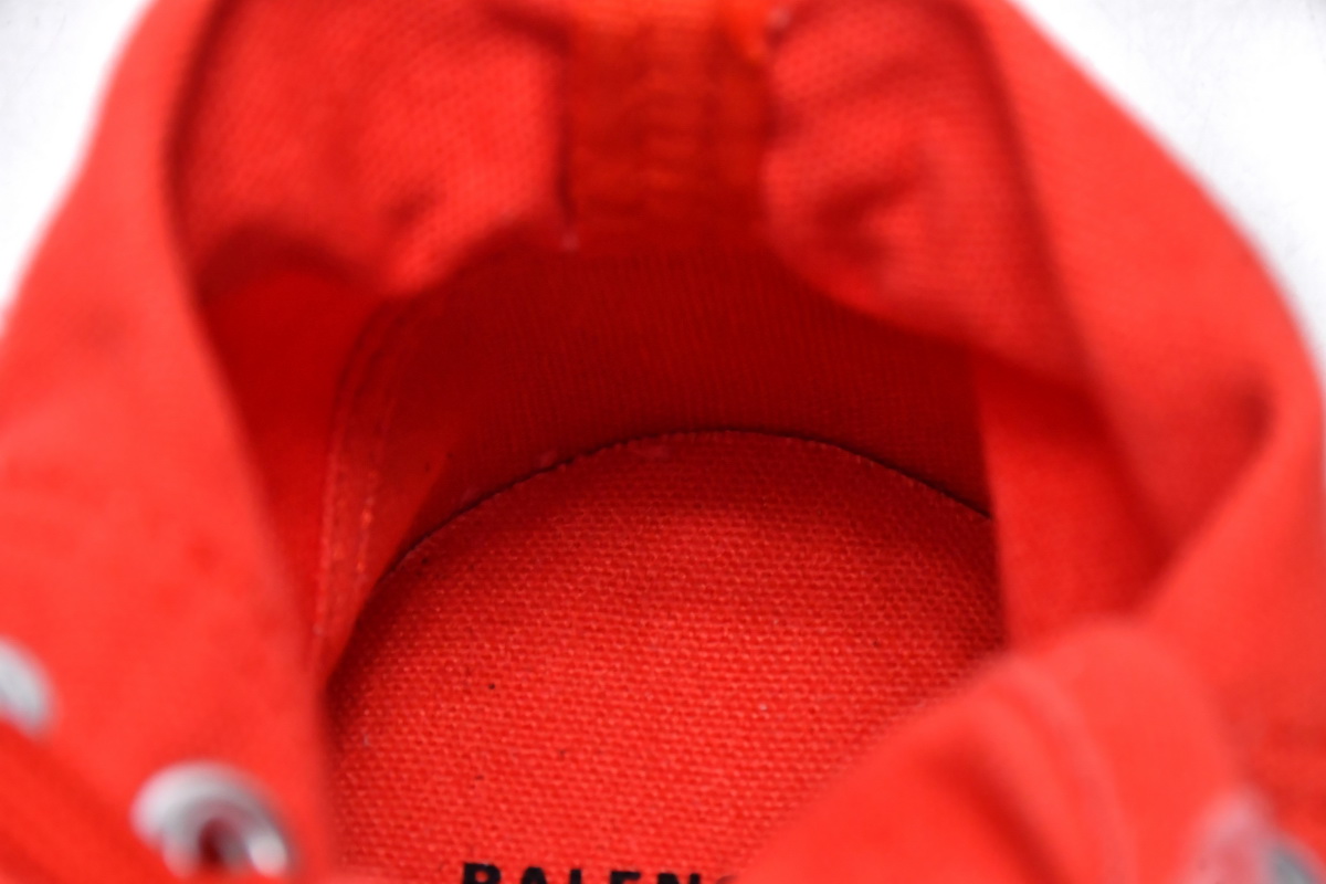 Ba***ci*ga Paris High Destroyed - Red   688756 W3RC4 6090