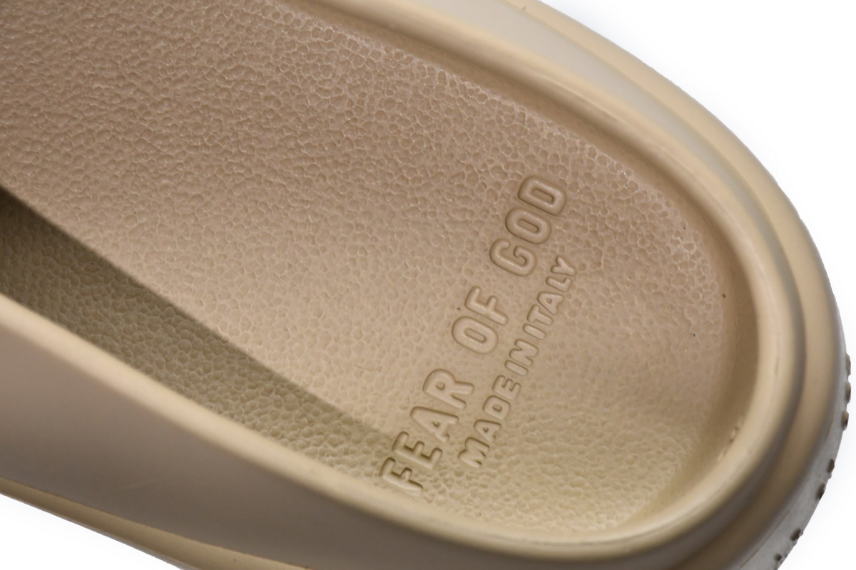 FEAR OF GOD The California Slip-On Almond -1111