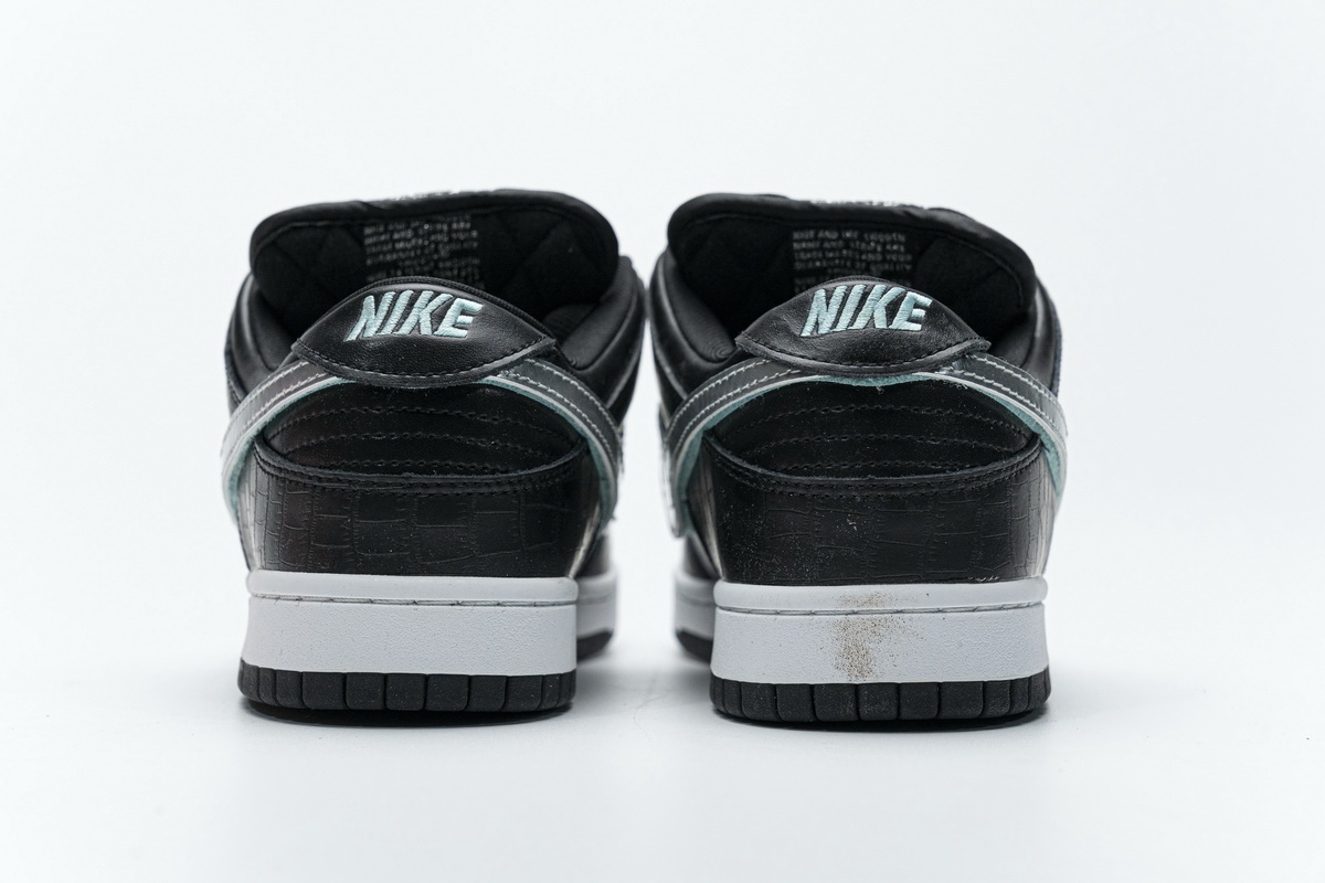 Nike SB Dunk Low Pro OG QS “Black Diamond”   BV1310-001