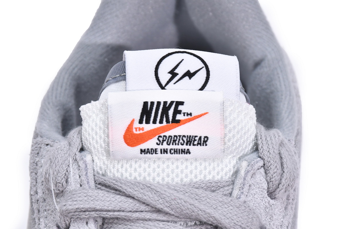 Fragment Design x sacai x Nike LDWaffle Light Smoke Grey DH2684-001
