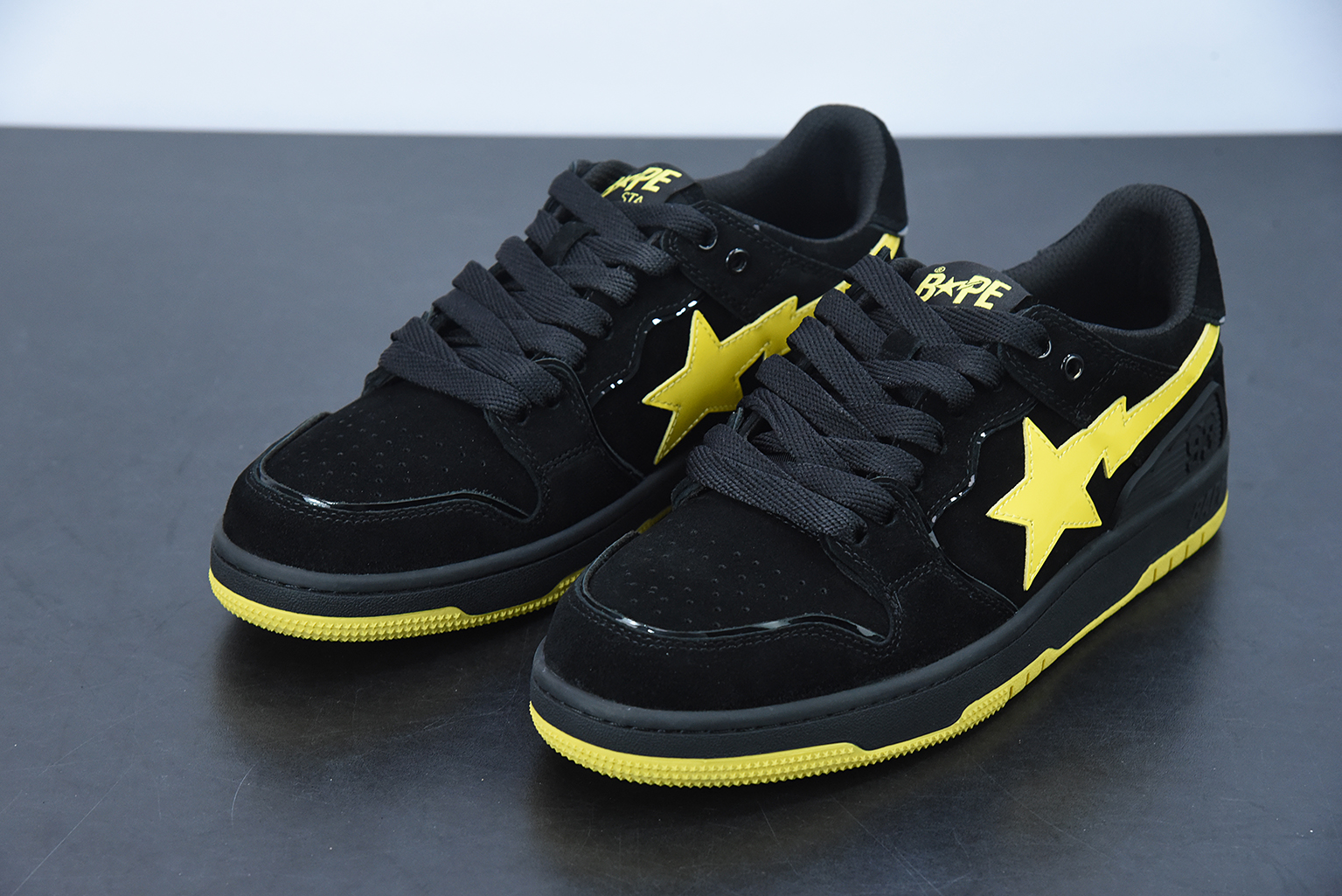 A Bathing Ape Sk8 Sta Black Electric Yellow 1G701090005