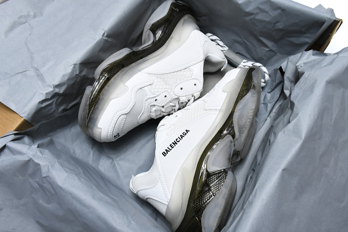 Ba***ci*ga Triple S White Carbon Ash  544351 W0901 9001