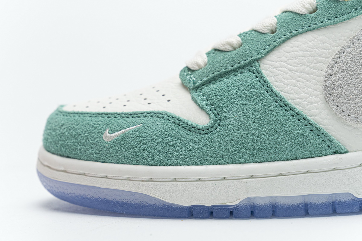 Kasina x Nike Dunk Low  Neptune Green   CZ6501-101