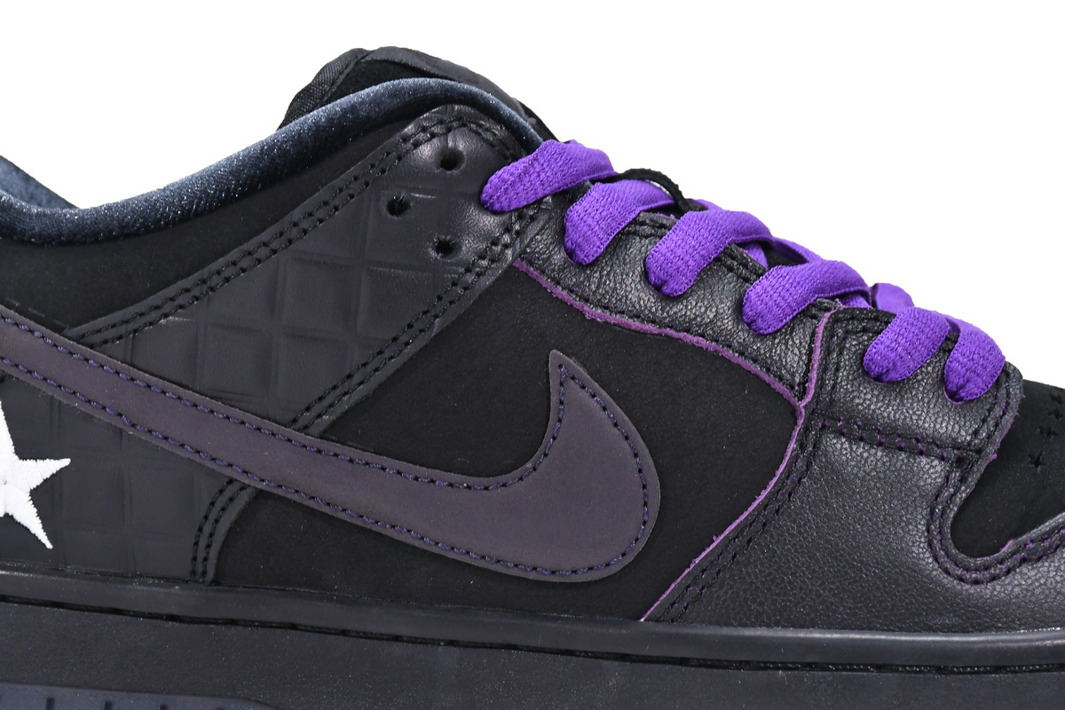 Familia x Nike SB Dunk Low First Avenue  DJ1159-001